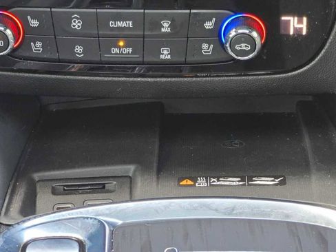 Used 2023 Buick Enclave Premium w/ Experience Buick Package image 40