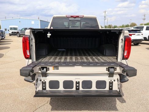 New 2026 GMC Sierra 1500 AT4 image 6