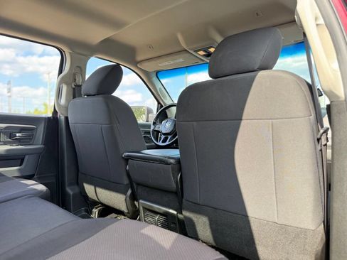 Used 2019 RAM 1500 Warlock AWD/4WD image 16
