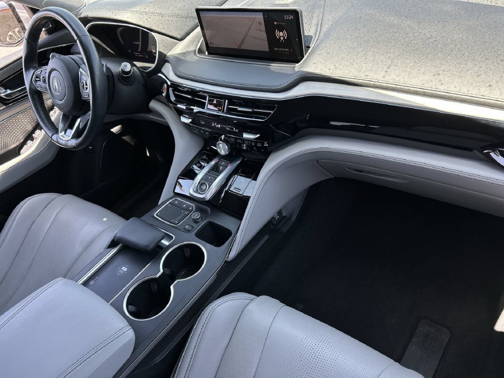 Used 2023 Acura MDX w/ Advance Package AWD/4WD image 30
