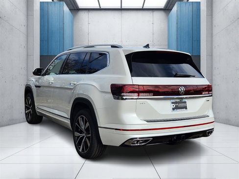New 2026 Volkswagen Atlas SEL Premium R-Line image 5
