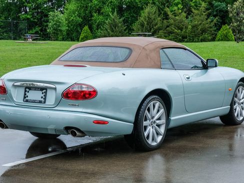 Used 2006 Jaguar XK8 Convertible RWD image 15