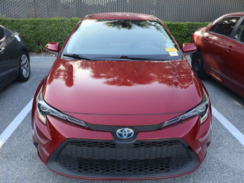 Used 2022 Toyota Corolla LE FWD image 5