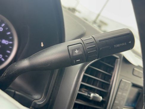 Used 2018 Ford F250 XLT AWD/4WD image 21