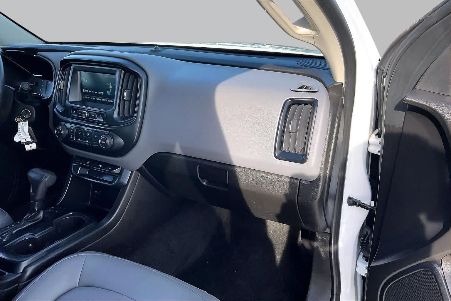 Used 2018 Chevrolet Colorado W/T w/ WT Convenience Package AWD/4WD image 18