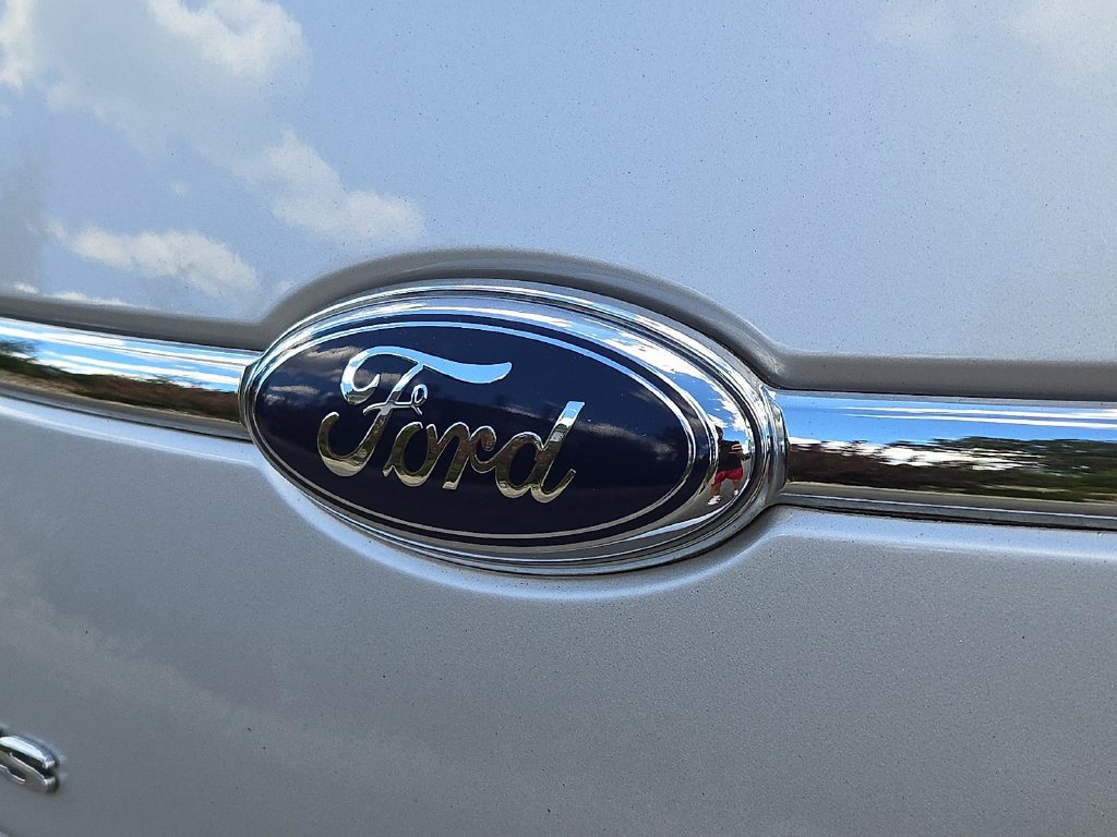 Used 2011 Ford Taurus SEL w/ 201A Rapid Spec Order Code FWD image 28
