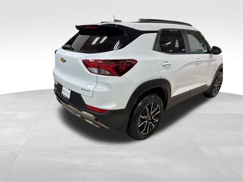 Used 2023 Chevrolet TrailBlazer ACTIV w/ Convenience Package image 7