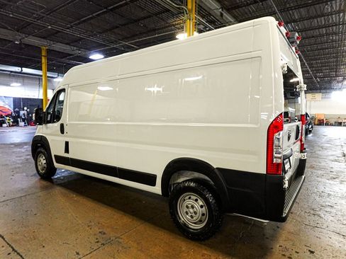 Used 2023 RAM ProMaster 2500 FWD image 4