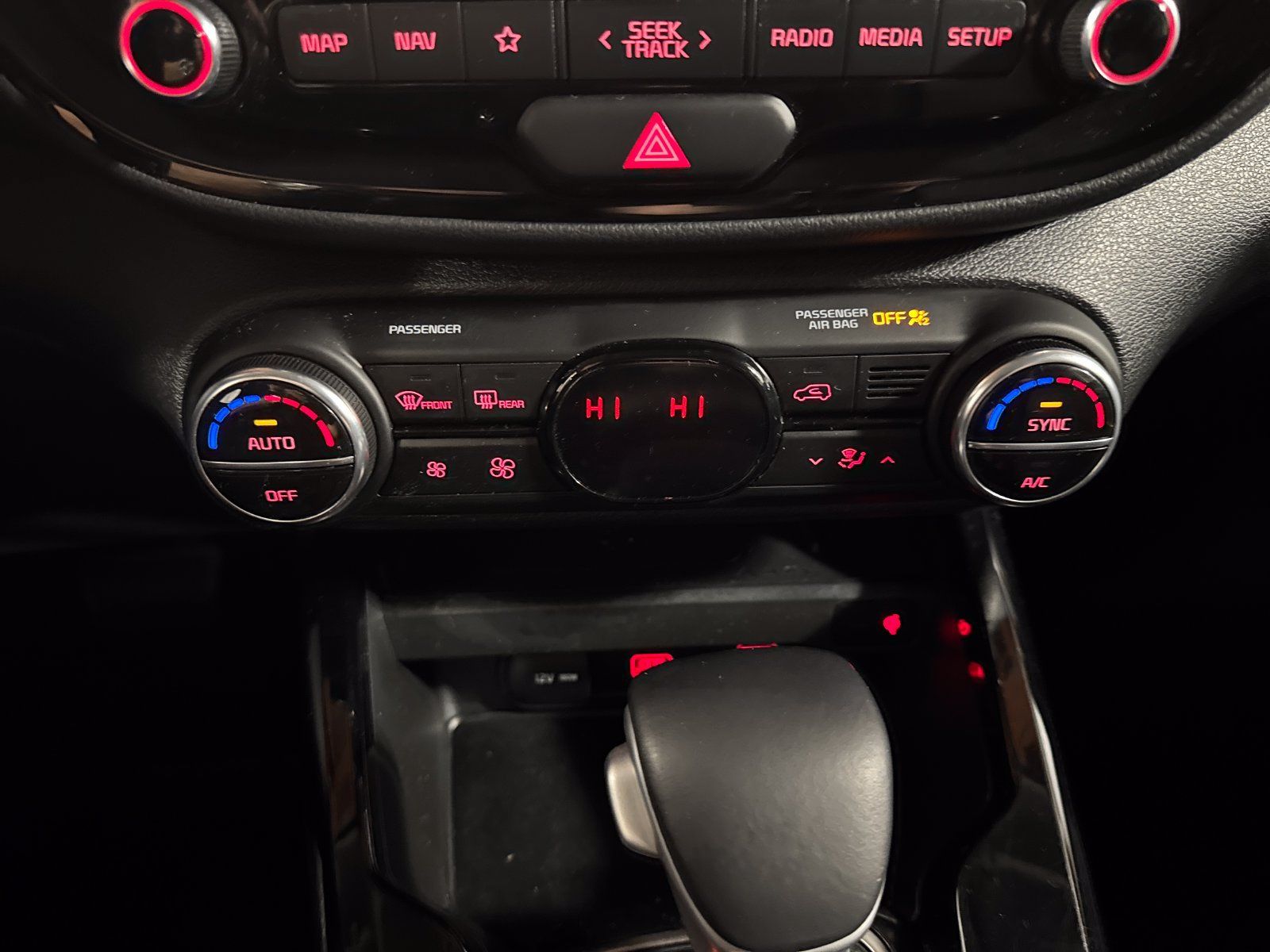 Used 2022 Kia Soul X-Line FWD image 19