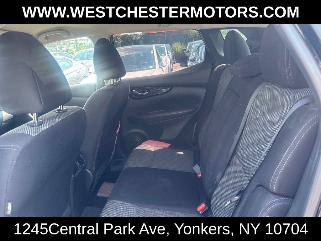 Used 2020 Nissan Rogue Sport AWD image 26