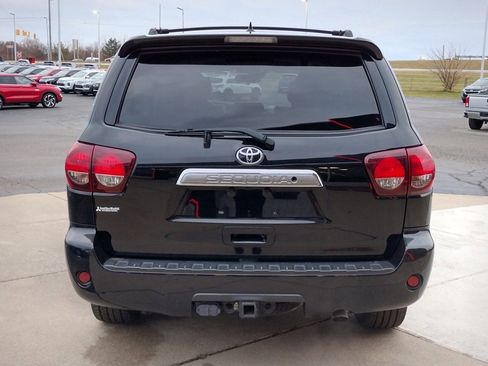 Used 2018 Toyota Sequoia Platinum w/ Preferred Accessory Package image 20