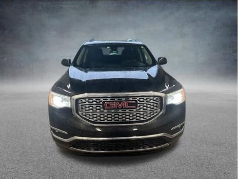Used 2018 GMC Acadia Denali FWD image 3