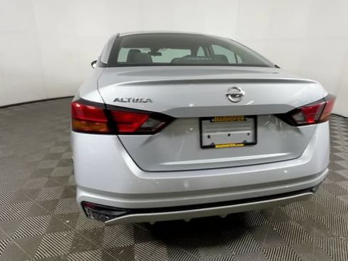 Used 2021 Nissan Altima 2.5 S FWD image 6