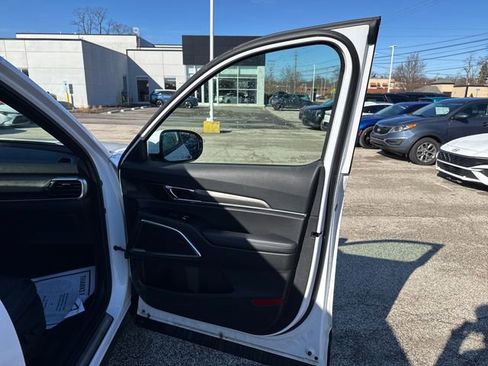 Certified 2024 Kia Telluride SX Prestige X-Line image 11