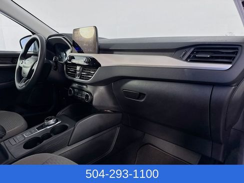 Used 2022 Ford Escape SE FWD image 28