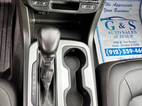 Used 2022 Chevrolet Colorado ZR2 image 16