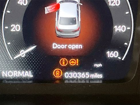 Used 2023 Honda Civic Touring image 12