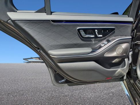 Certified 2023 Mercedes-Benz S 580 4MATIC Sedan image 11