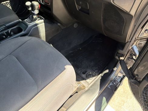 Used 2020 Jeep Wrangler Unlimited Sport AWD/4WD image 37