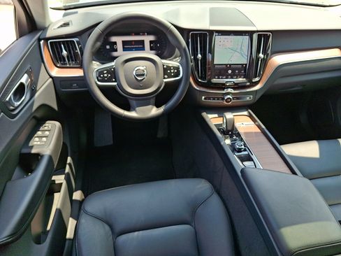 Certified 2023 Volvo XC60 B5 Plus w/ Climate Package AWD/4WD image 12