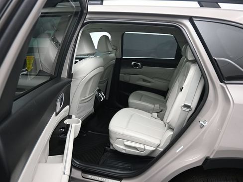 Used 2025 Kia Sorento SX AWD/4WD image 39
