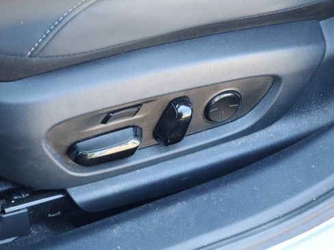 Used 2024 Lexus ES 350 Ultra Luxury w/ Accessory Package (Z2) FWD image 34