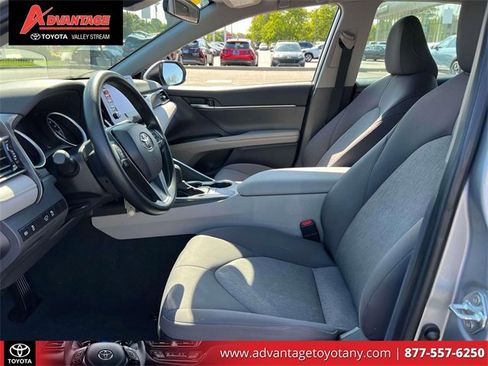 Certified 2022 Toyota Camry LE image 18