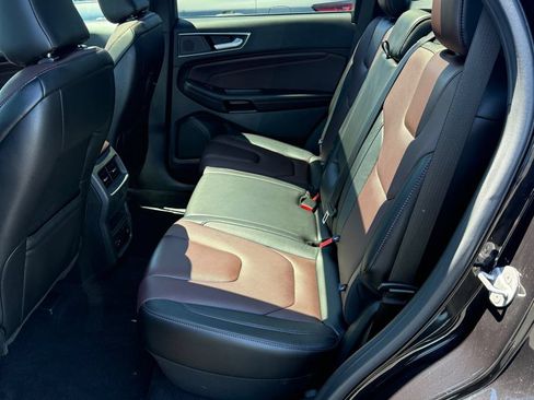 Used 2022 Ford Edge Titanium w/ Equipment Group 301A AWD/4WD image 12