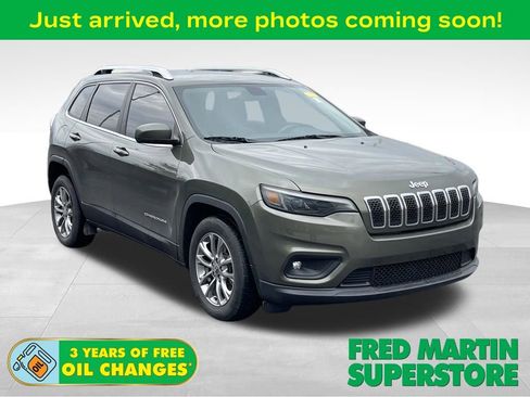 Used 2019 Jeep Cherokee Latitude Plus FWD image 1