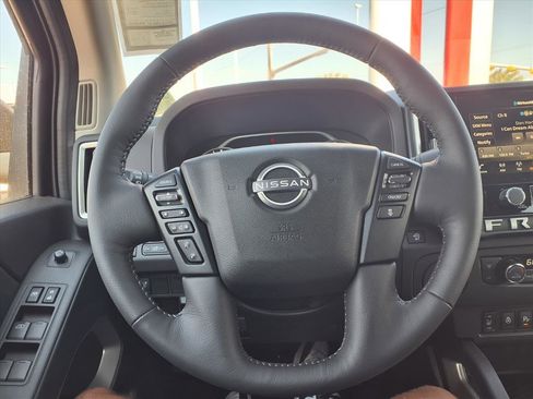 New 2025 Nissan Frontier SV w/ SV Convenience Package image 17