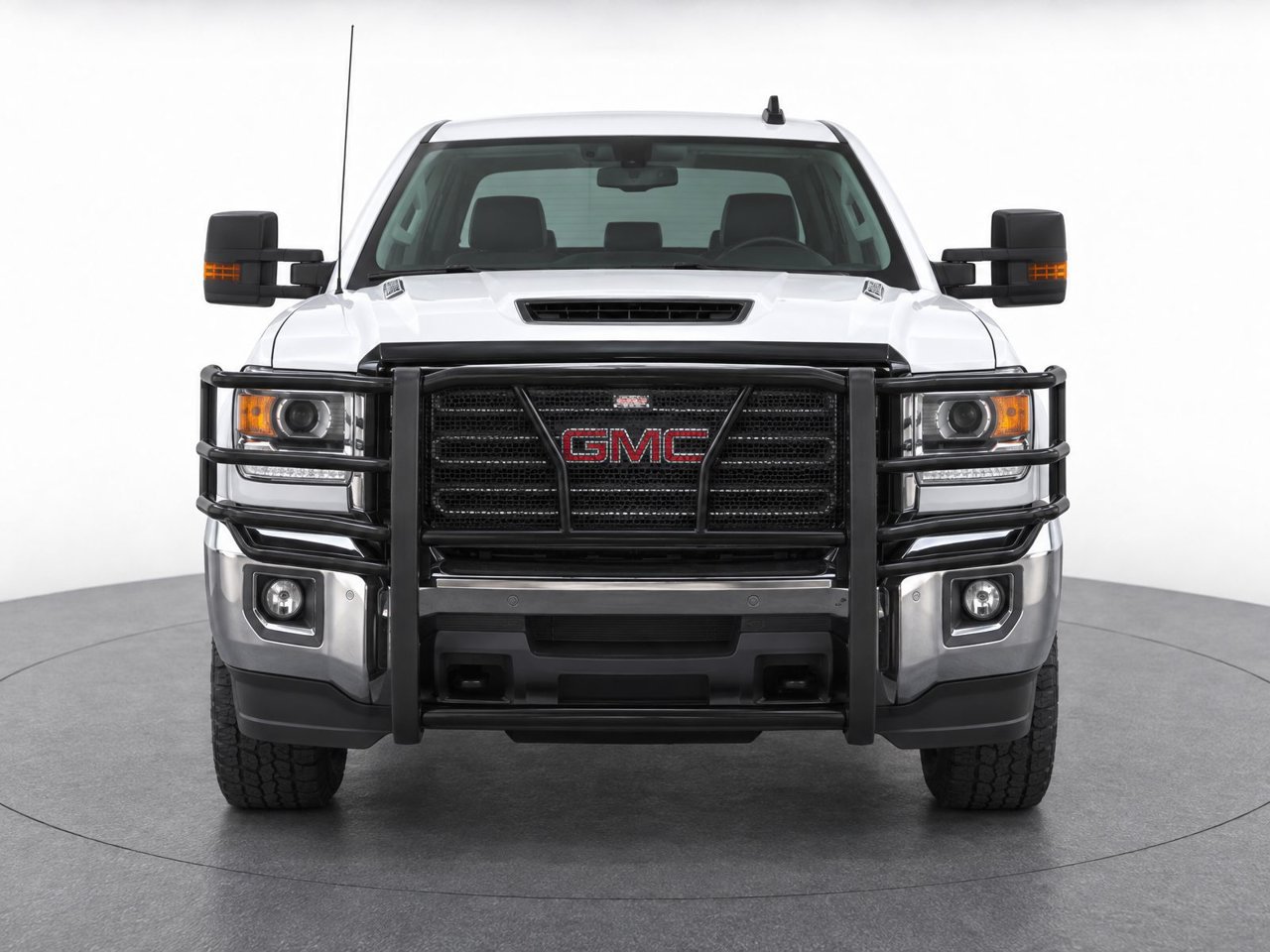 Used 2018 GMC Sierra 3500 SLE w/ SLE Preferred Package AWD/4WD image 5