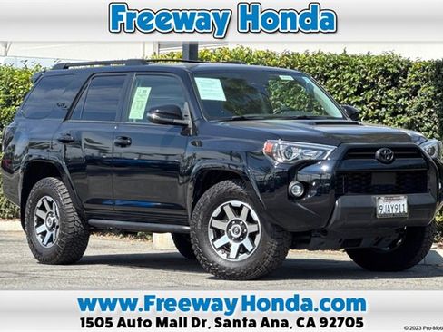 Used 2023 Toyota 4Runner TRD Off-Road Premium image 1