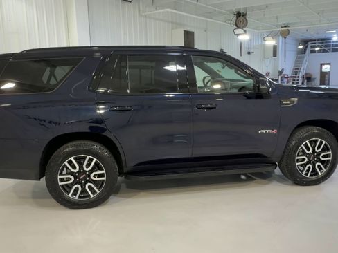 Used 2024 GMC Yukon AT4 w/ Technology Package AWD/4WD image 2