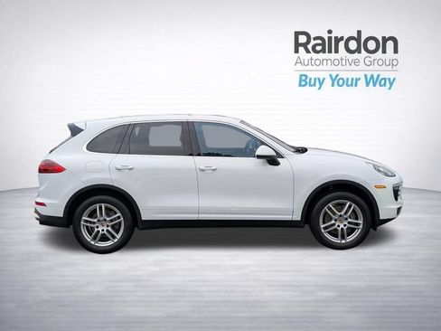 Used 2016 Porsche Cayenne AWD/4WD image 8