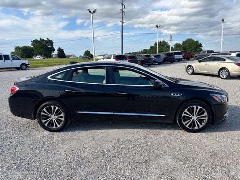 Used 2017 Buick LaCrosse Preferred FWD image 2