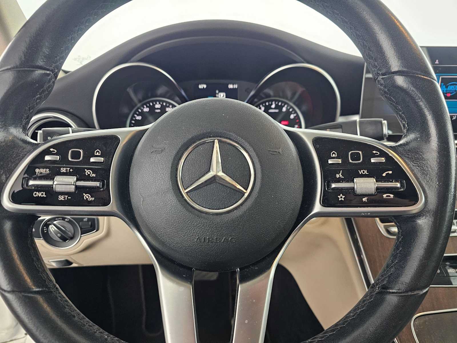 Used 2019 Mercedes-Benz C 300 Sedan image 22