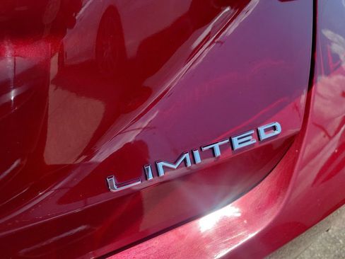 Used 2021 Toyota Avalon Limited FWD image 8