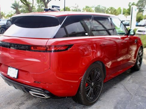 Used 2024 Land Rover Range Rover Sport Dynamic SE image 7