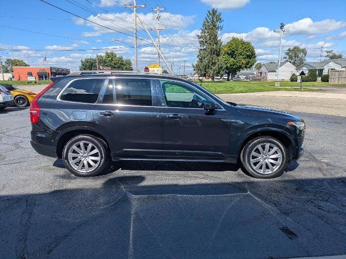 Used 2016 Volvo XC90 T6 Momentum w/ Momentum Plus Package AWD/4WD image 5