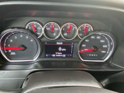 Used 2020 Chevrolet Silverado 2500 LTZ w/ LTZ Convenience Package image 12