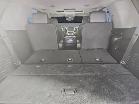 Used 2019 GMC Yukon Denali w/ Denali Ultimate Package AWD/4WD image 12