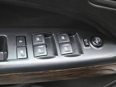 Used 2018 GMC Canyon Denali AWD/4WD image 7