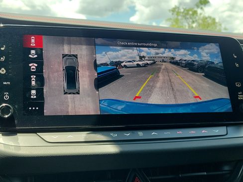New 2026 Dodge Charger R/T AWD/4WD image 18