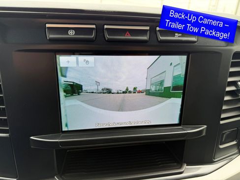 Used 2024 Ford F550 4x4 Crew Cab Super Duty w/ XLT Value Package image 3