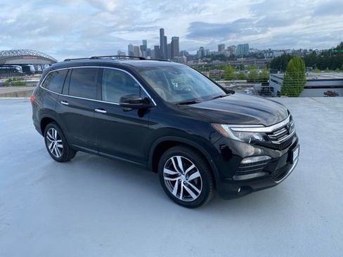 Used 2017 Honda Pilot Touring image 29