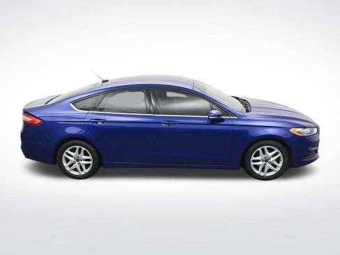 Used 2016 Ford Fusion SE FWD image 23