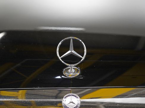 Used 2011 Mercedes-Benz S 550 4MATIC image 31