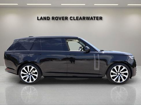 Used 2025 Land Rover Range Rover Long Wheelbase Autobiography AWD/4WD image 5