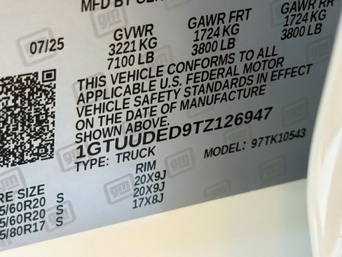 Used 2026 GMC Sierra 1500 SLT w/ SLT Premium Package image 37