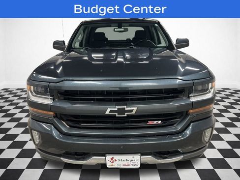 Used 2018 Chevrolet Silverado 1500 LT w/ All Star Edition image 3